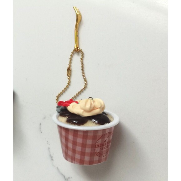 mini cupcake dog charm / keychain - Picture 2 of 7